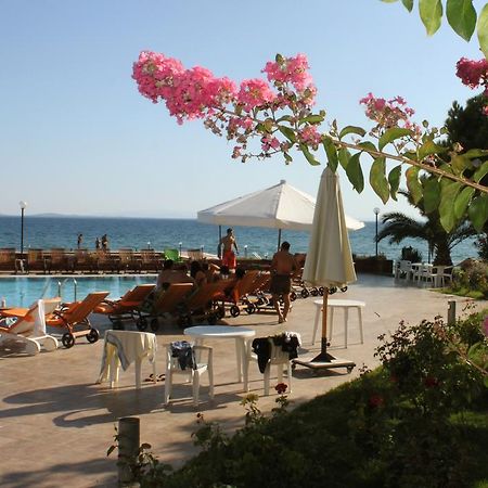 Rena Hotel Kucukkuyu Buitenkant foto