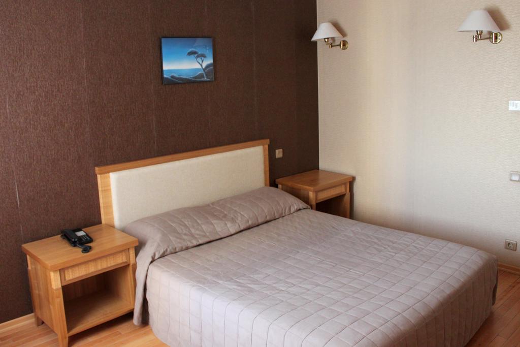 Rena Hotel Kucukkuyu Buitenkant foto
