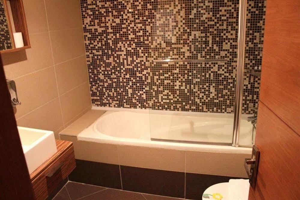 Rena Hotel Kucukkuyu Buitenkant foto