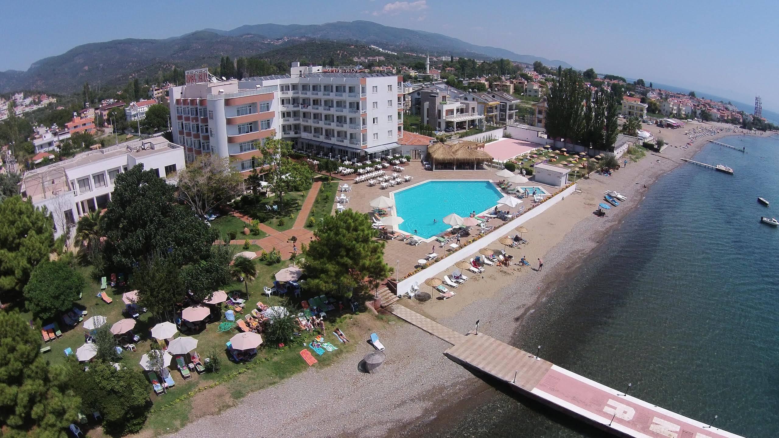 Rena Hotel Kucukkuyu Buitenkant foto