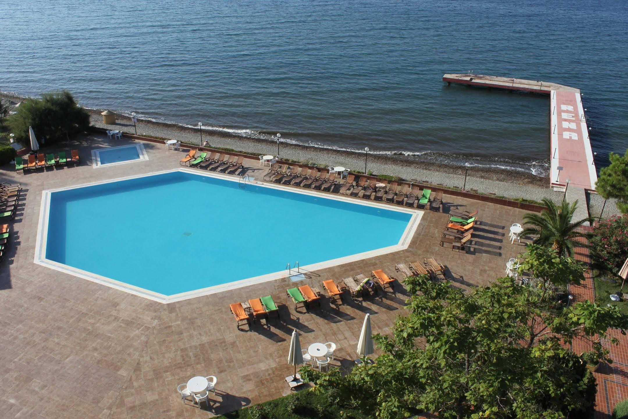 Rena Hotel Kucukkuyu Buitenkant foto
